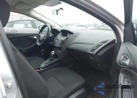 2015 Ford Focus Se z USA, uszkodzony, nr VIN 1FADP3K20FL288788